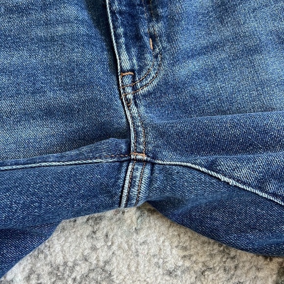 Madewell Roadtripper Boyfriend Jeans - Picture 5 of 15